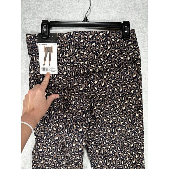 NWT Rafaella Comfort Pull On Capri Pants Leopard Print Size 6 Elastic Waist - Picture 3 of 11